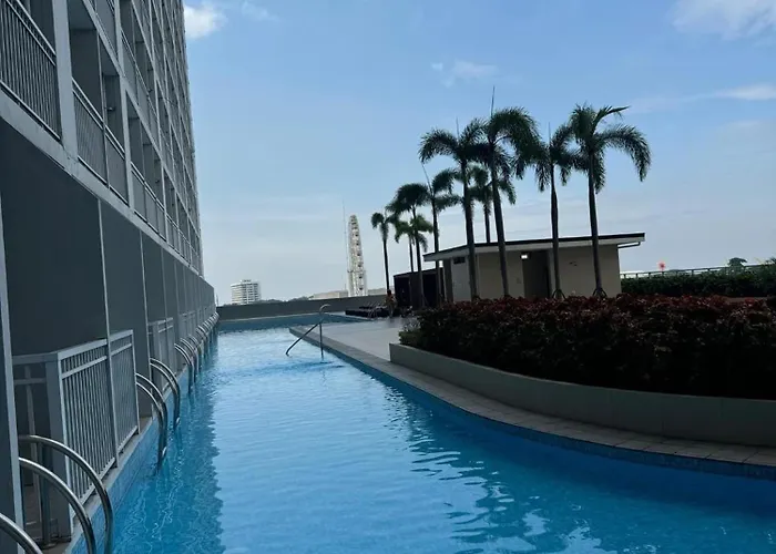 Juvrey Studio-unit Breeze Residences 4* Manila