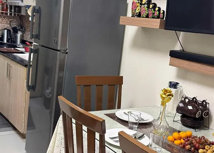 Juvrey Studio-unit Breeze Residences 4* Manila