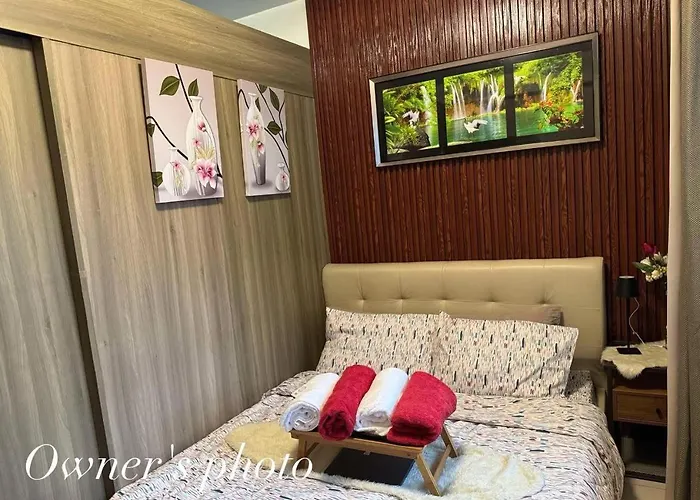 Juvrey Studio-unit Breeze Residences Manila